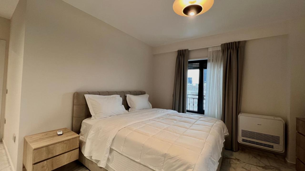 Zeus Tirana Suite Deluxe Exterior foto